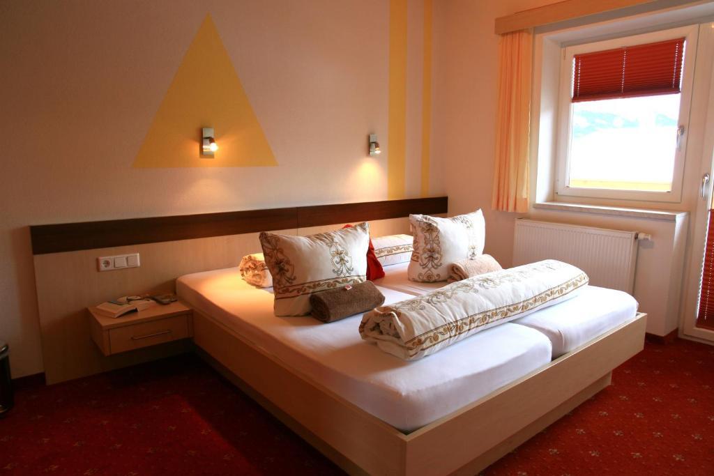 Appartements 4 Jahreszeiten Ehrwald Pokoj fotografie