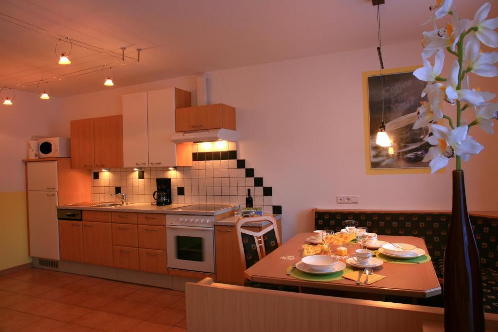 Appartements 4 Jahreszeiten Ehrwald Pokoj fotografie